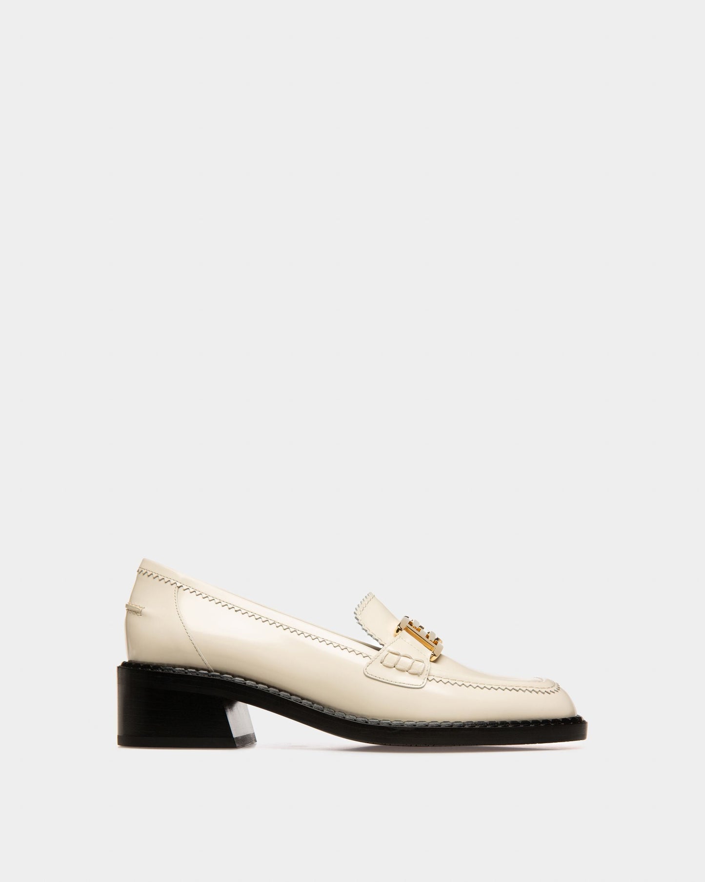 Ellyane Leather Mocassins In Bone