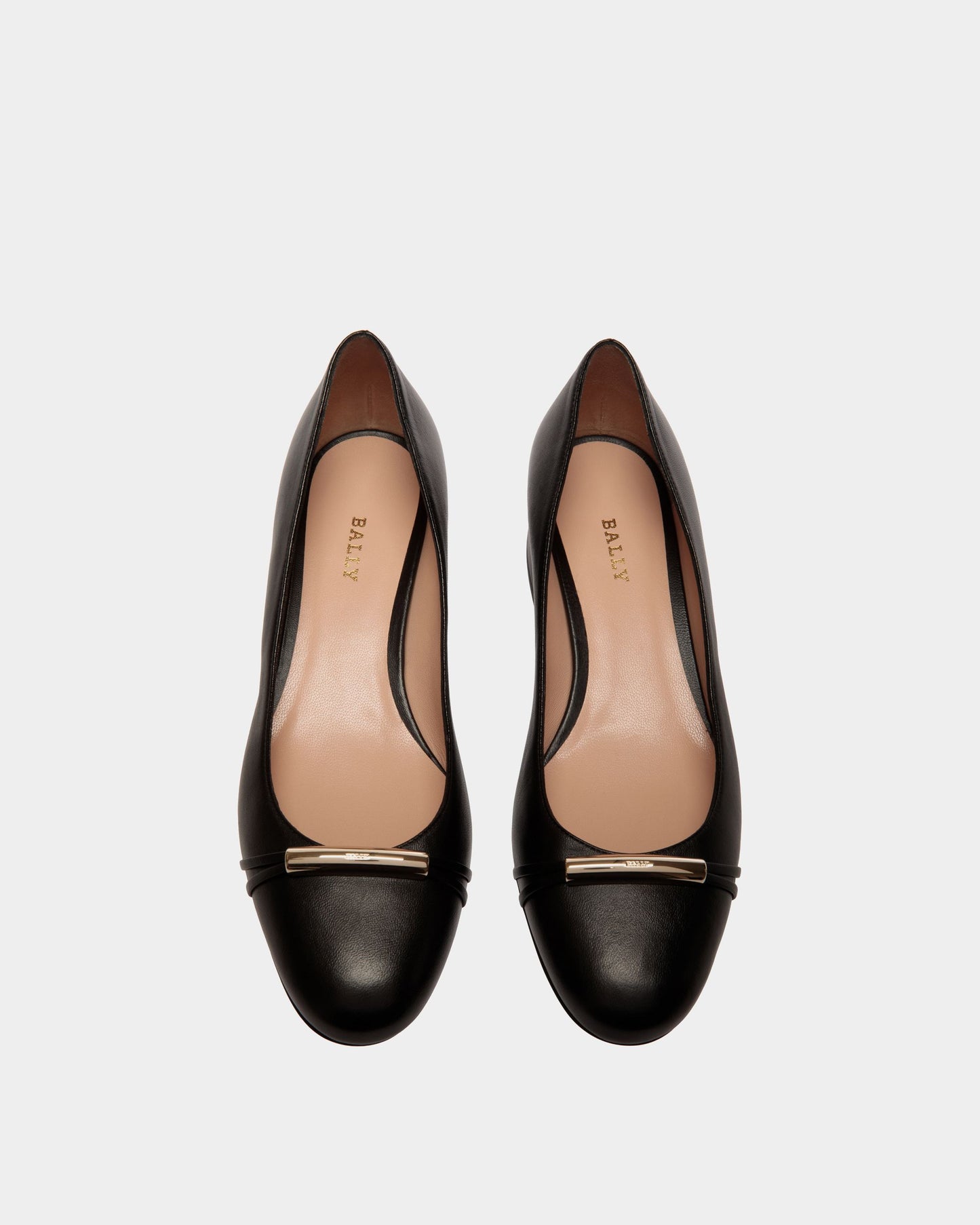 Pump in Black Leather