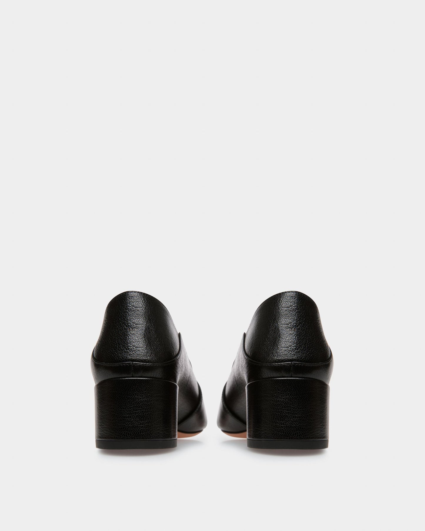 Janelle Leather Pumps In Black