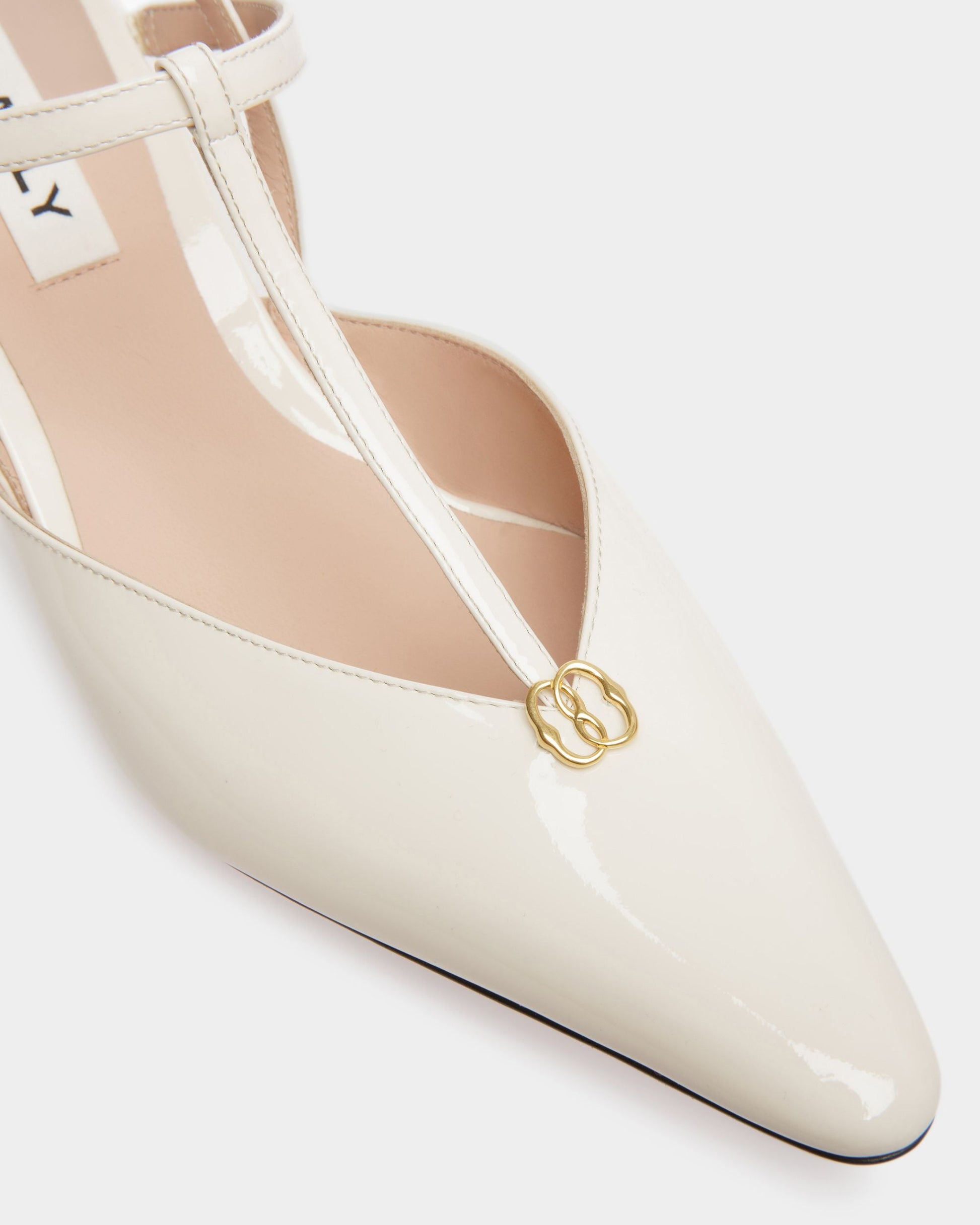 Karline | Women's Pumps | Bone And Black Leather | Bally | Still Life Detail