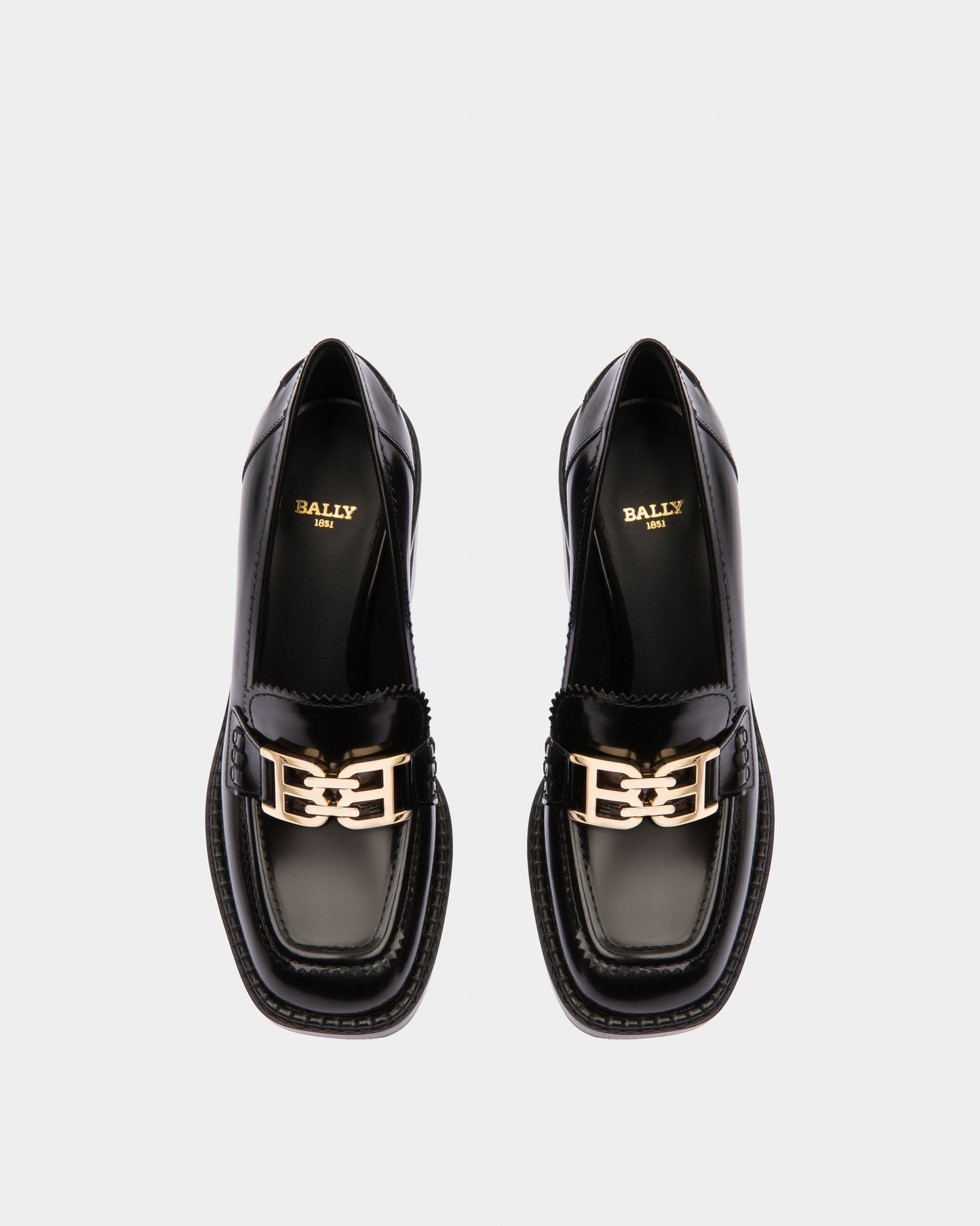 Ellyane Leather Pumps In Black