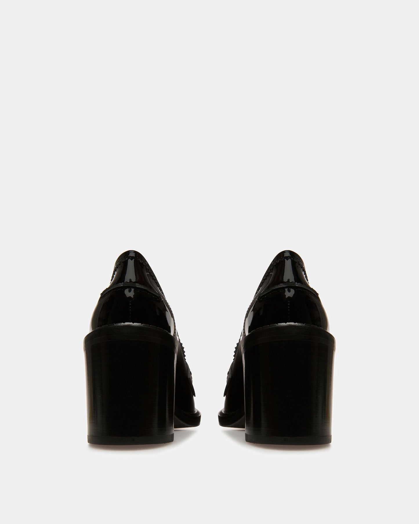Elly Leather Moccasins In Black
