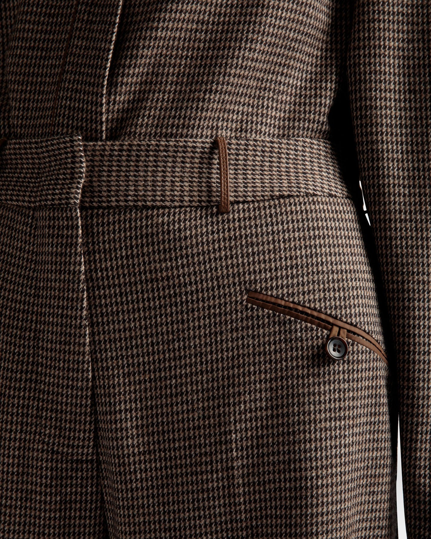 Dogtooth shirt | Women's Shirt | Desert Wool | Bally | On Model Detail
